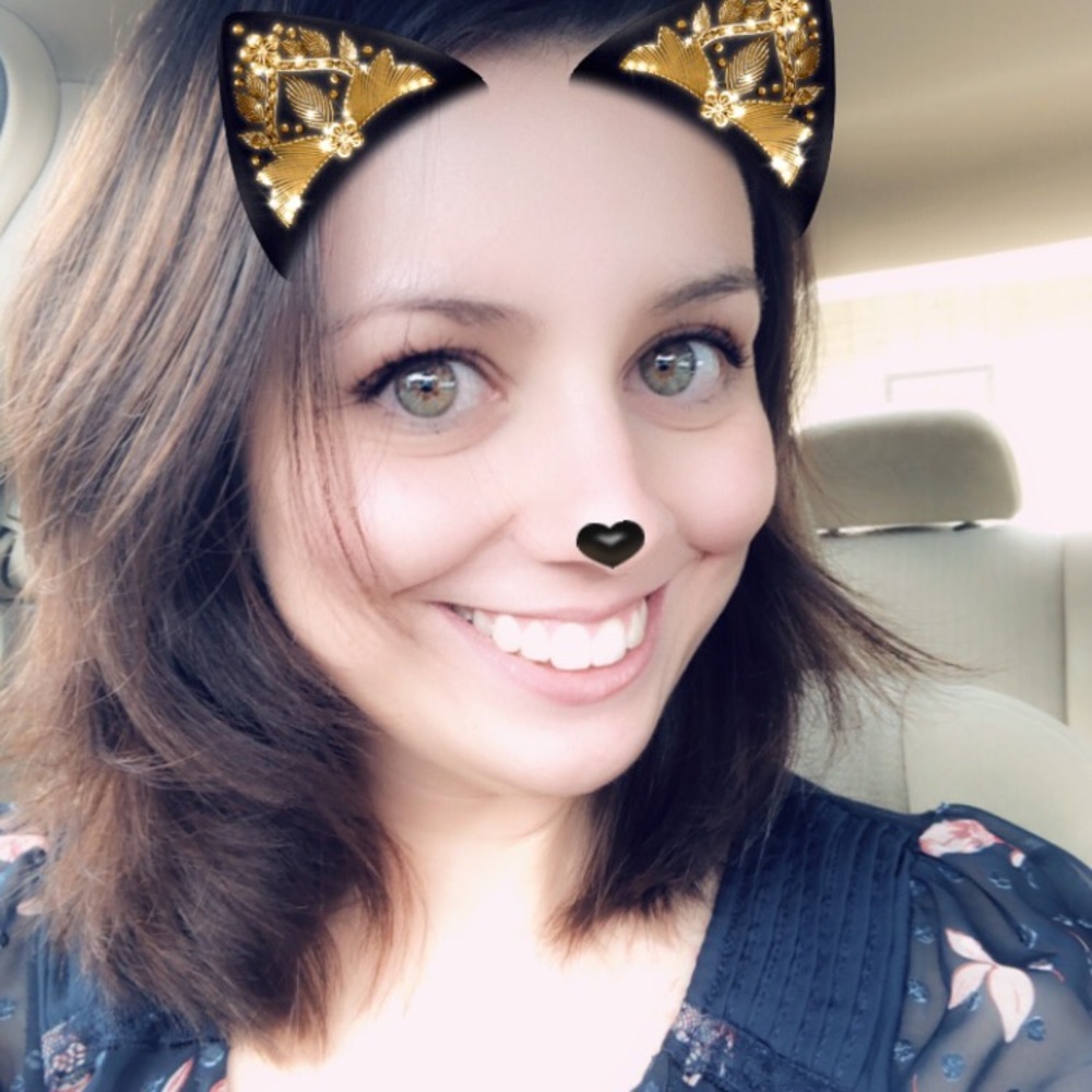 Meet your Posher, Ashley